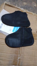 Non-Slip Silicone Rain Reusable Anti skid Waterproof Fordable Boot Shoe Cover (Small Size / 1 Pair / Mix Color)